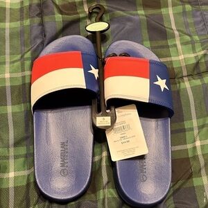 NWT Magellan Texas Slides unisex men's 7/8  woman's 9/10